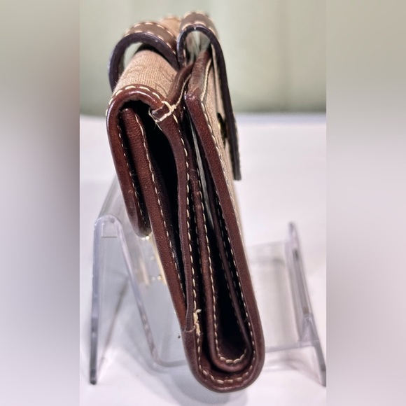 Dooney & Bourke Small Bifold Coin Wallet Brown Leather Vintage Logo . - Picture 11 of 13